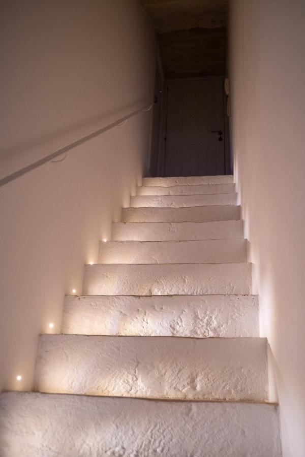 B-Welcome Rooms Of Charme E Relax โปลีญาโนอามาเร ภายนอก รูปภาพ