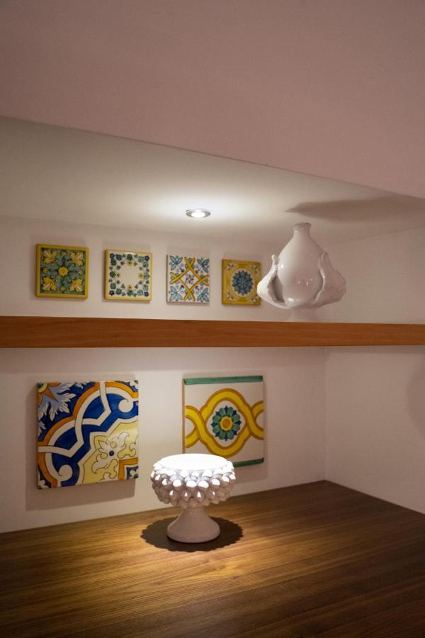 B-Welcome Rooms Of Charme E Relax โปลีญาโนอามาเร ภายนอก รูปภาพ