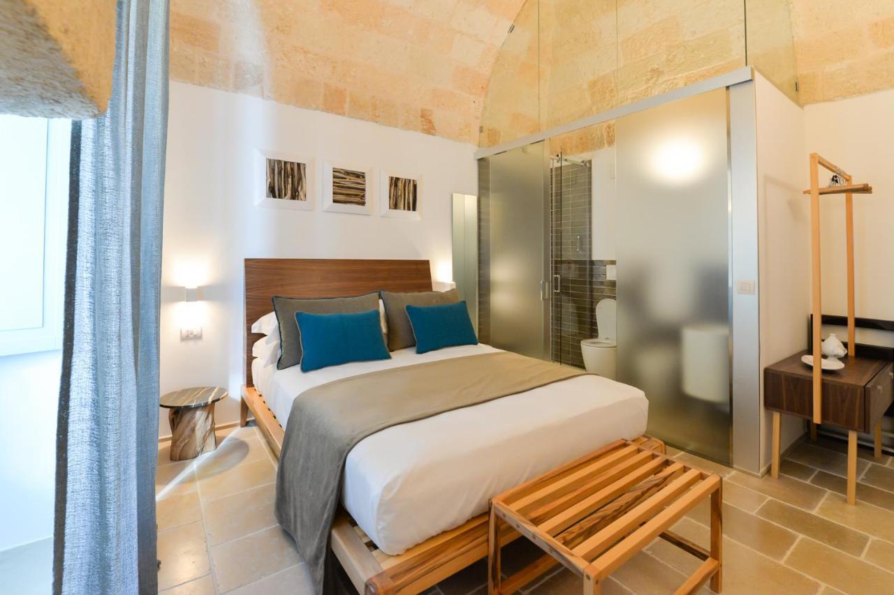 B-Welcome Rooms Of Charme E Relax โปลีญาโนอามาเร ภายนอก รูปภาพ